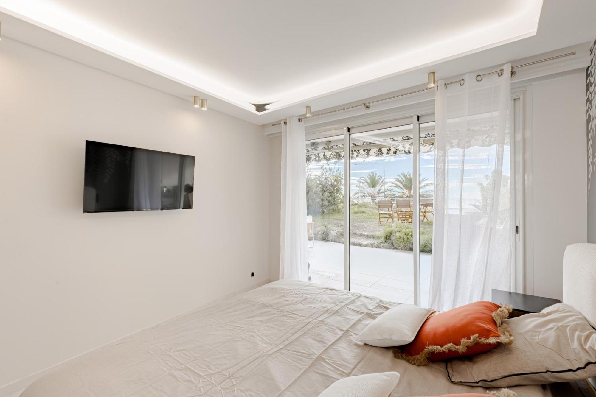 Apartment Sea View - 18h *